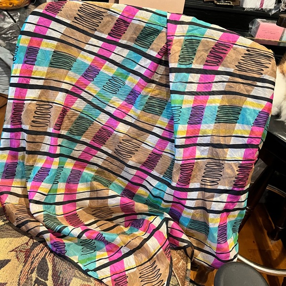 Casual Corner silk scarves - Picture 4 of 4